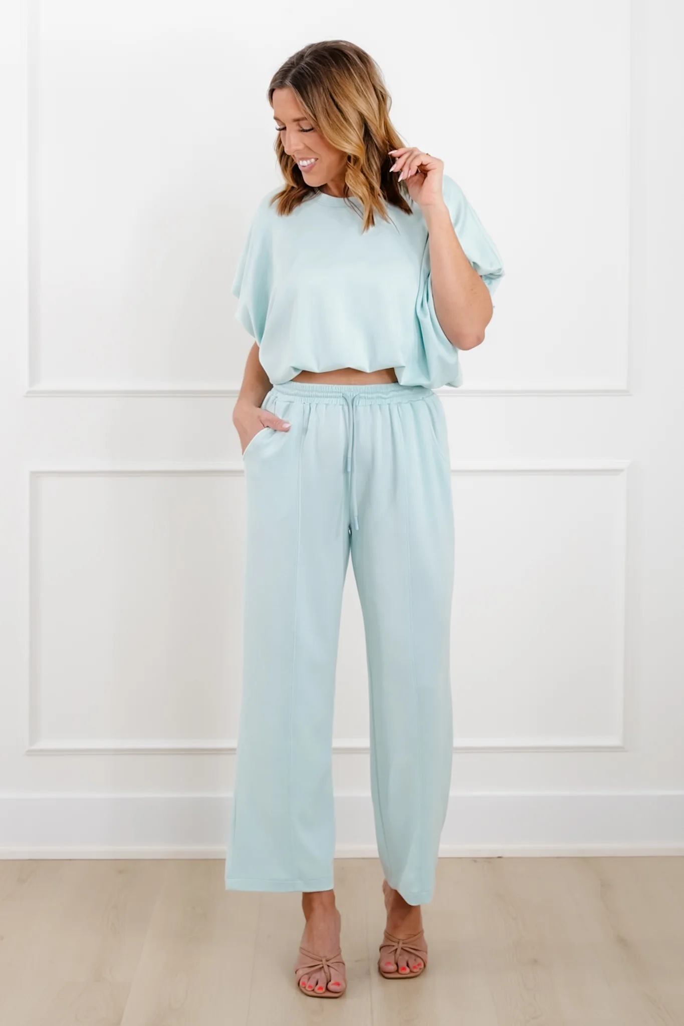 Solid Elastic Waist Pants with Side Pockets - Image 2