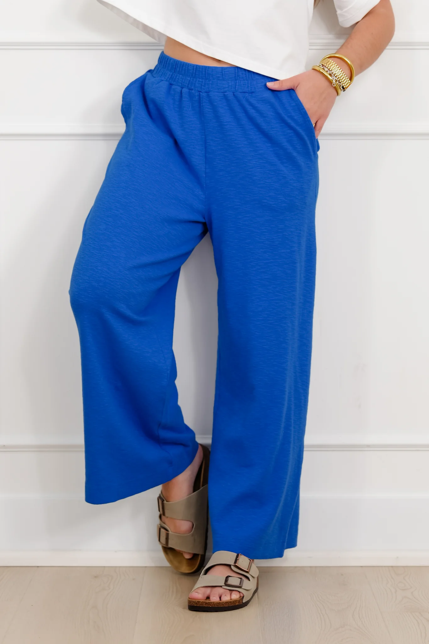 Solid Elastic Waist Wide Leg Pants - Image 2