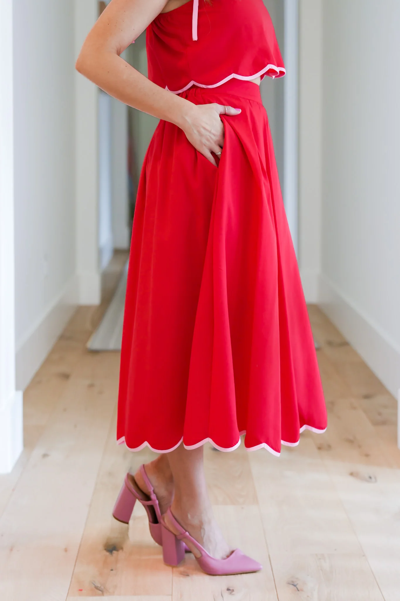 Solid Midi Skirt with Scallop Hem Detail - Image 4