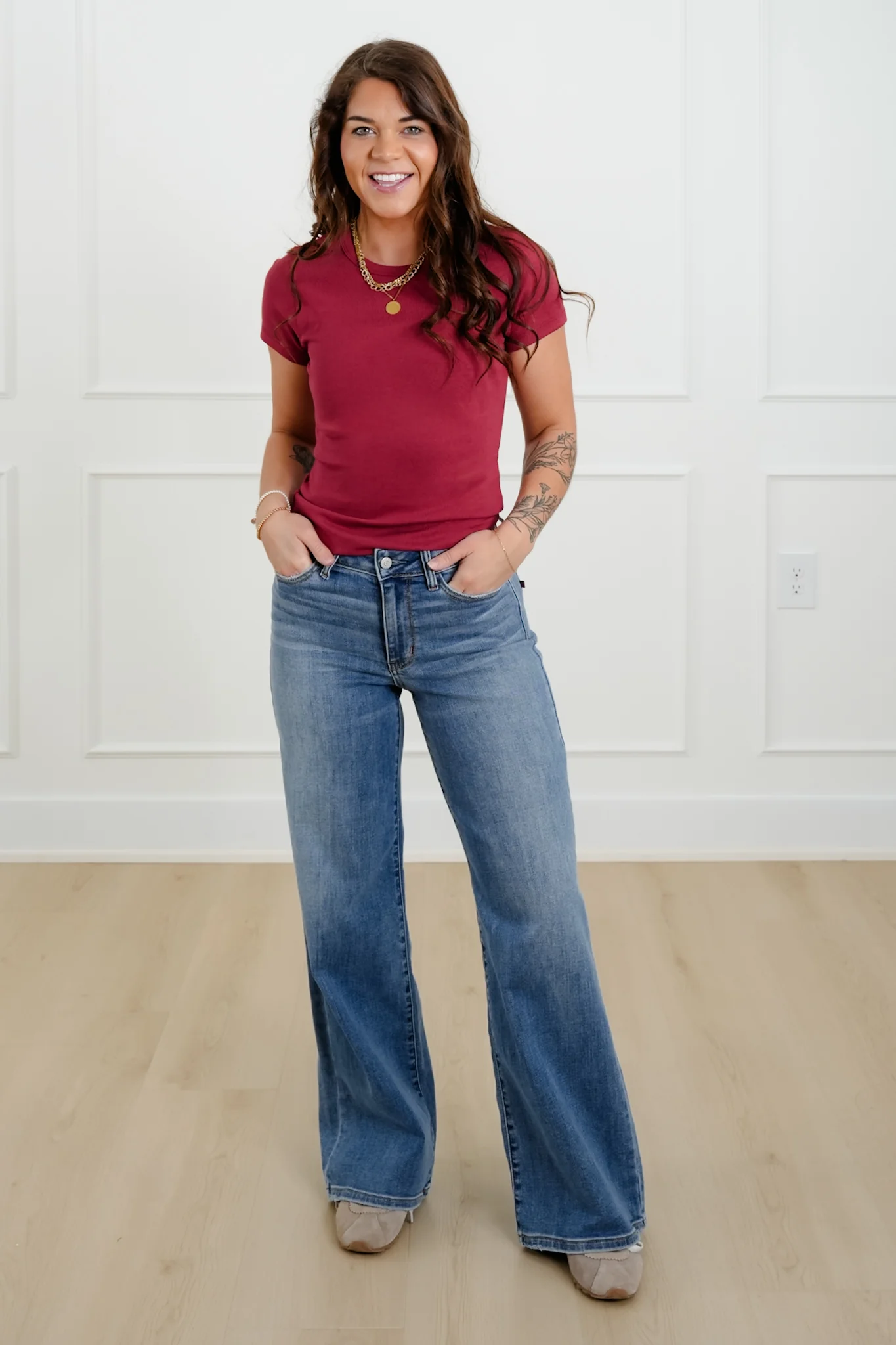 Solid Short Sleeve Round Neck Top - Image 11
