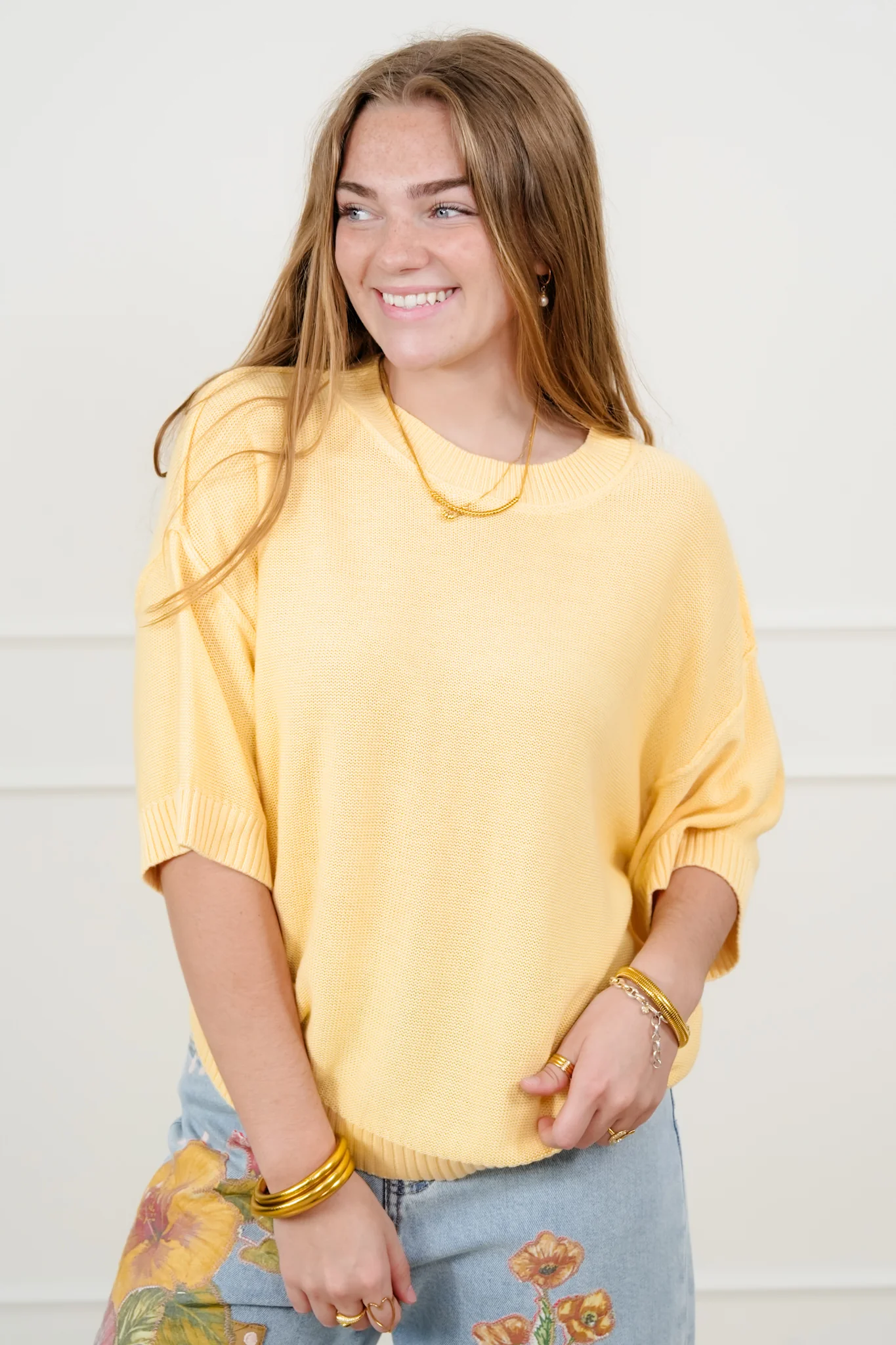 Textured Short Sleeve Round Neck Sweater Top - Image 2