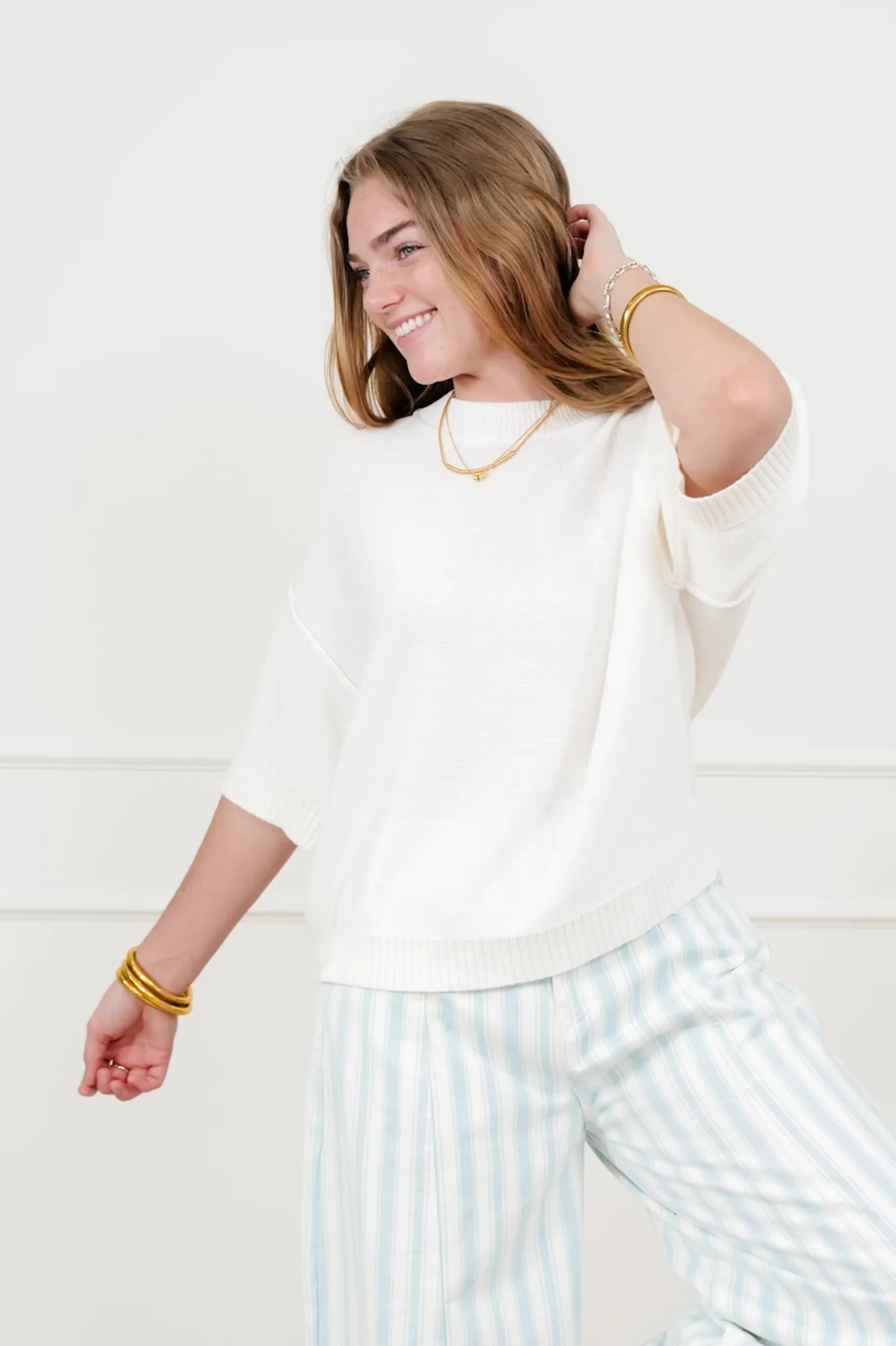Textured Short Sleeve Round Neck Sweater Top - Image 8