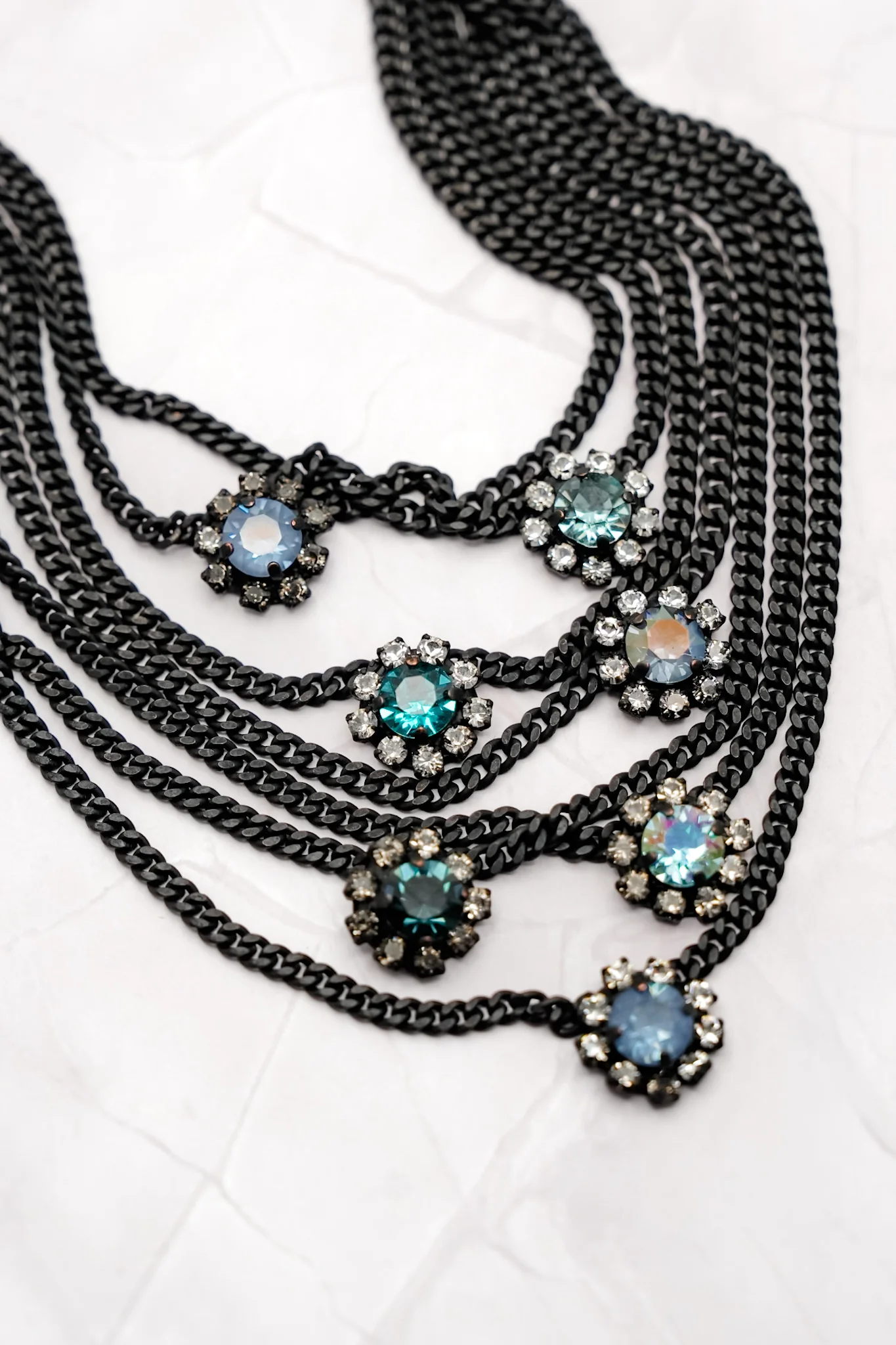 TOVA Neck Mess Necklace - Image 2