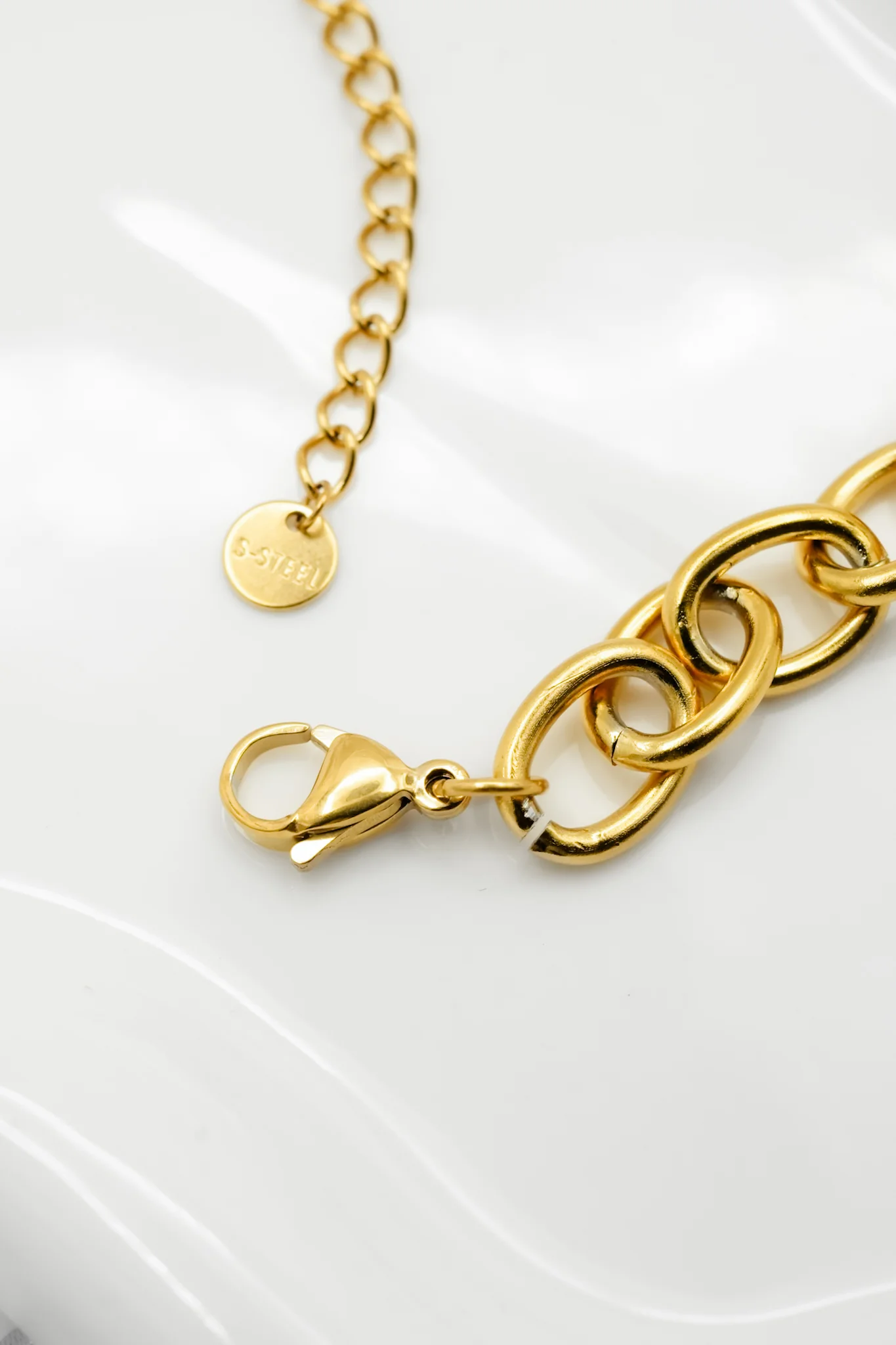 Treasure Jewels Golden Love Necklace - Image 3