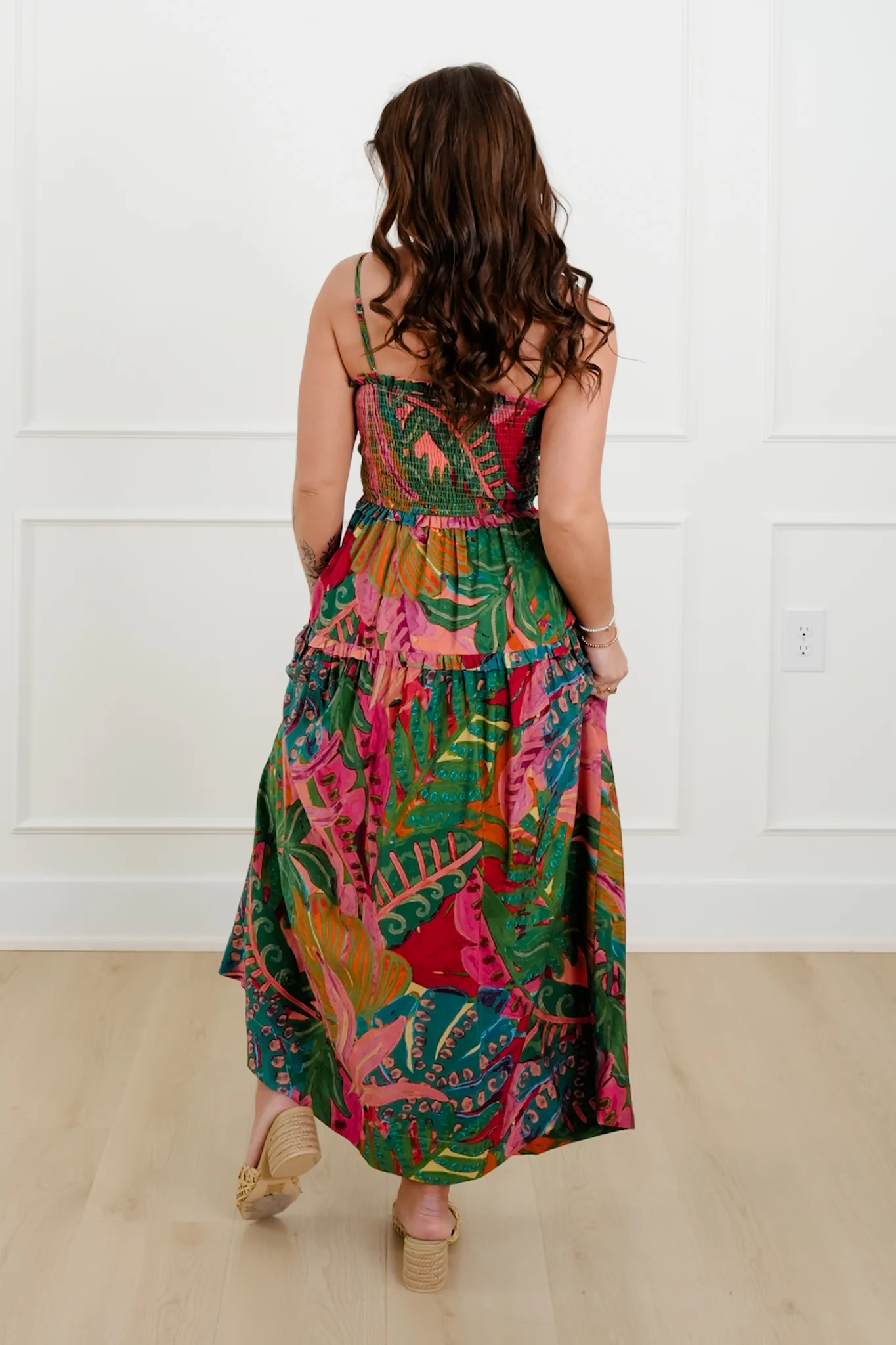 Tropical Print Sleeveless Smocked Bodice Maxi Dress - Image 4