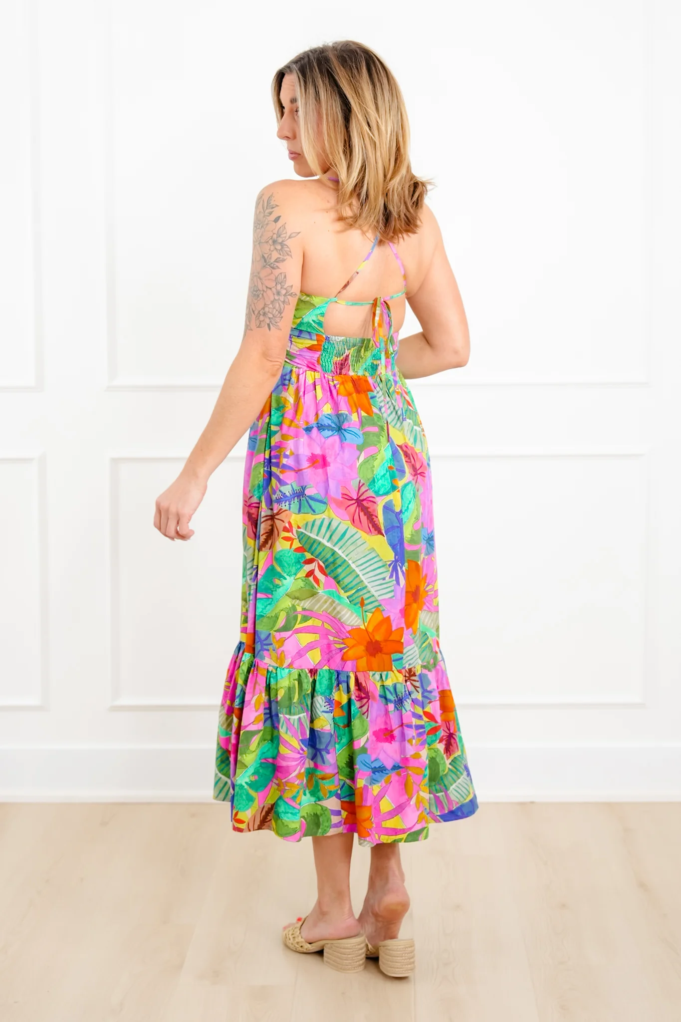 Tropical Print Sleeveless V Neck Maxi Dress - Image 2