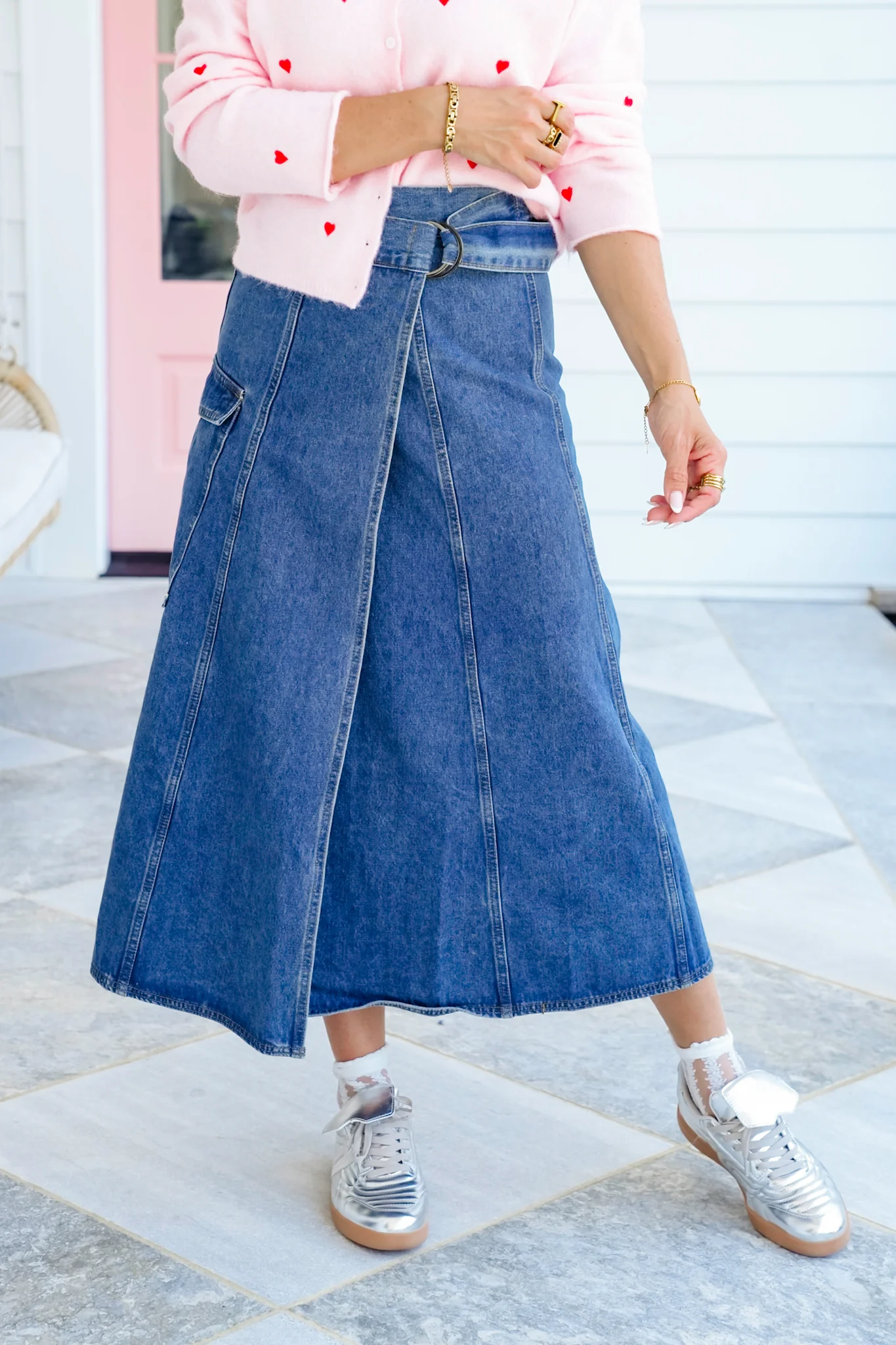 Veveret Medium Wash Wrap Midi Skirt with Cargo Pocket - Image 6