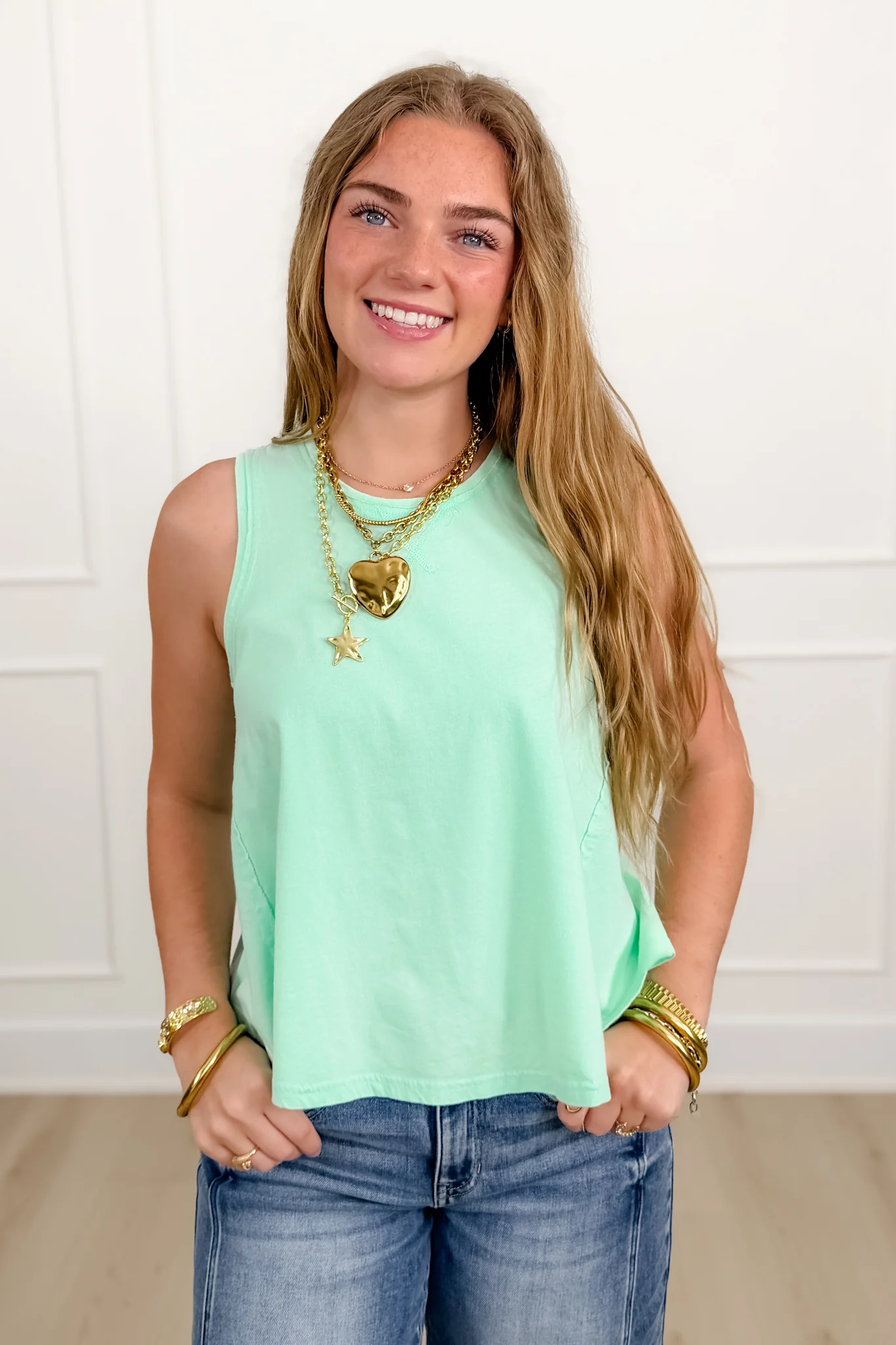 Washed Sleeveless Round Neck Tank Top - Image 7
