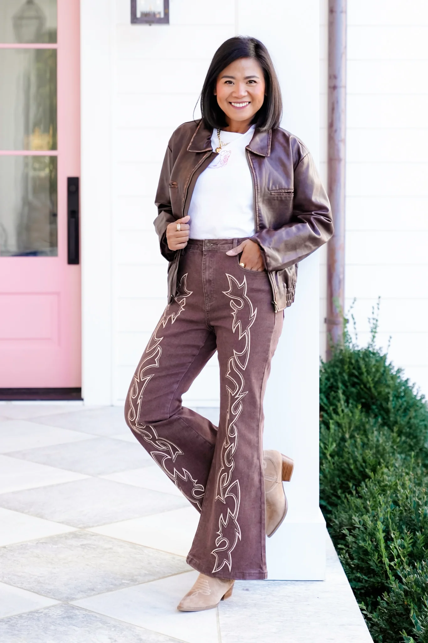 Western Embroidered High Waist Jeans - Image 8