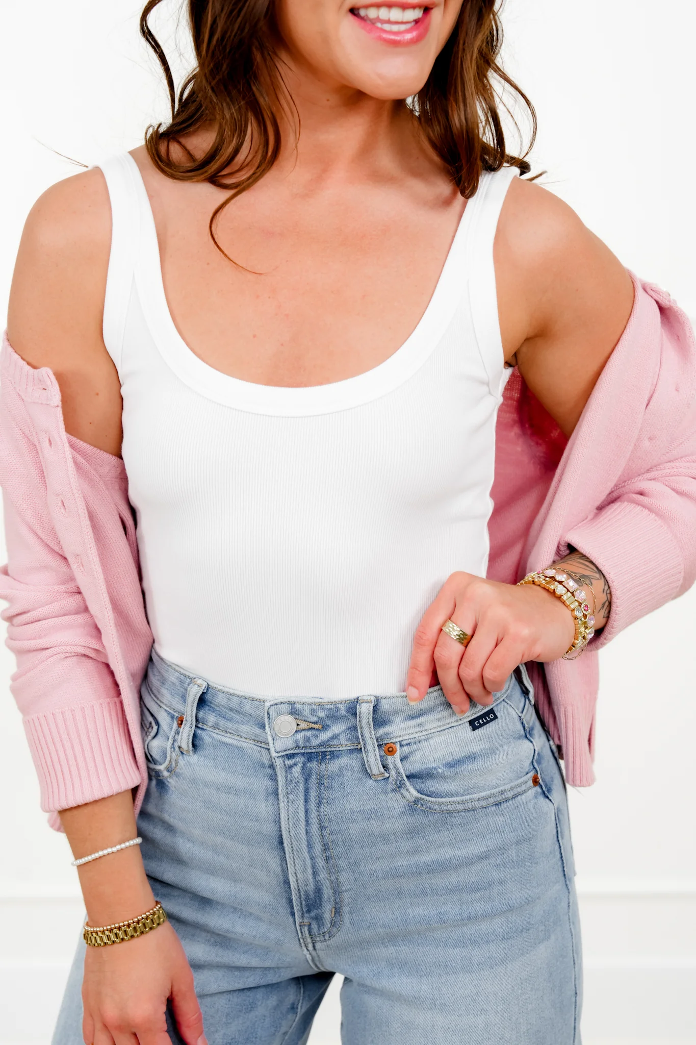 White Sleeveless Scoop Neck Knit Bodysuit - Image 2